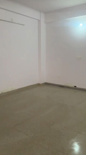 Floor Plan in  Showroom at Gomti Nagar – for Rent