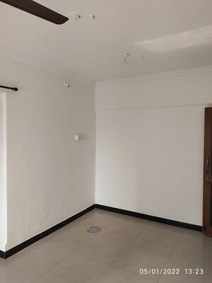 2 BHK Apartment For Rent in Ahimsa Niketan CHS, Malad West