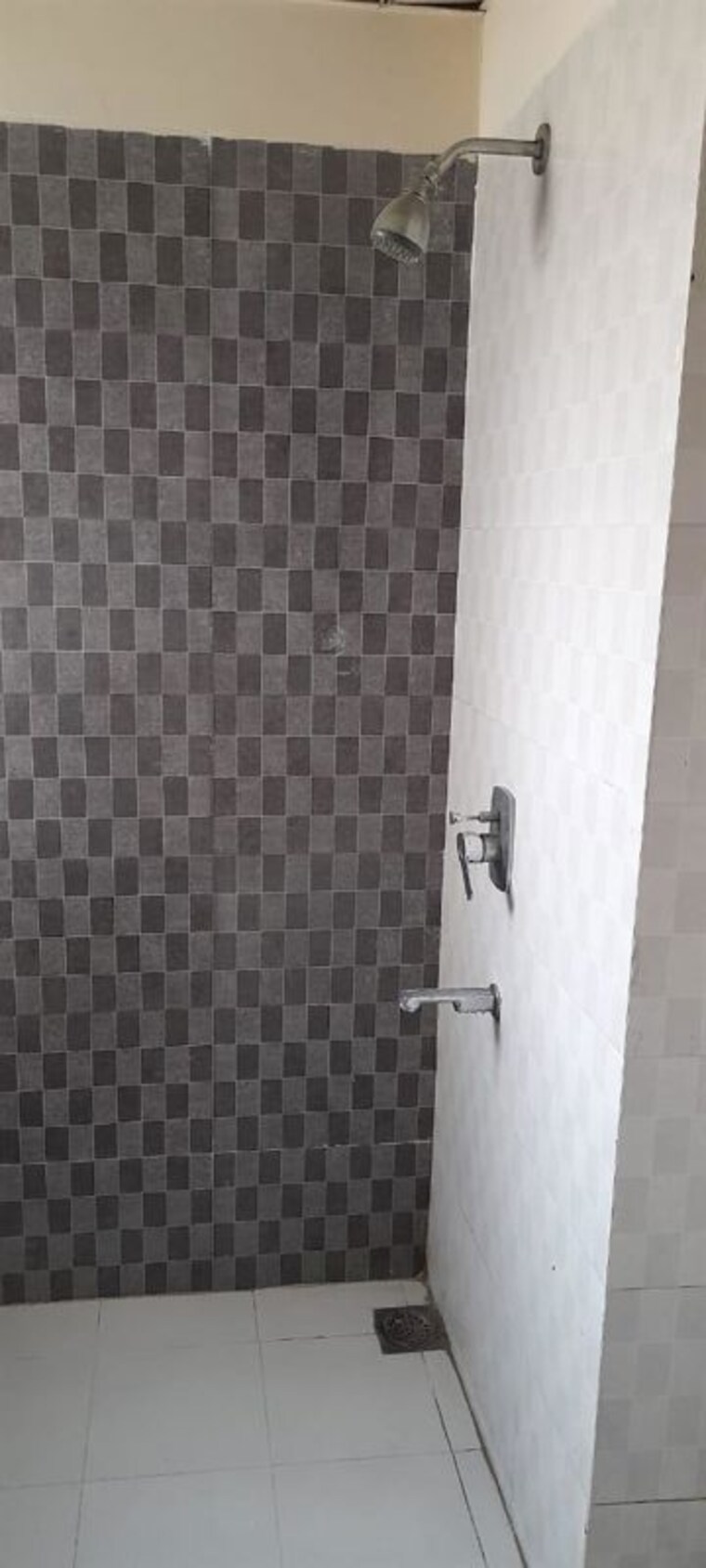 Bathroom, chd-vann 3 Bedroom 1870 Sq.Ft. Apartment In Sector 71 Gurgaon 9865739