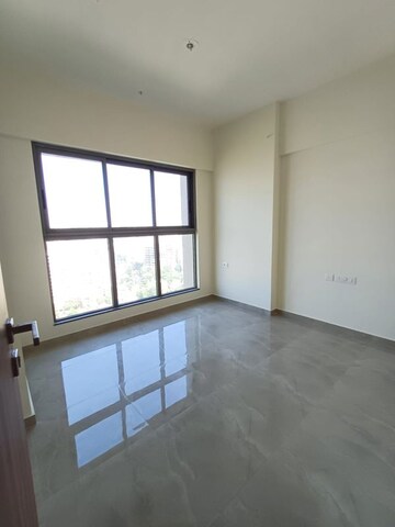 Room in 2 BHK Apartment at Sheth Irene, Malad West – for Rent