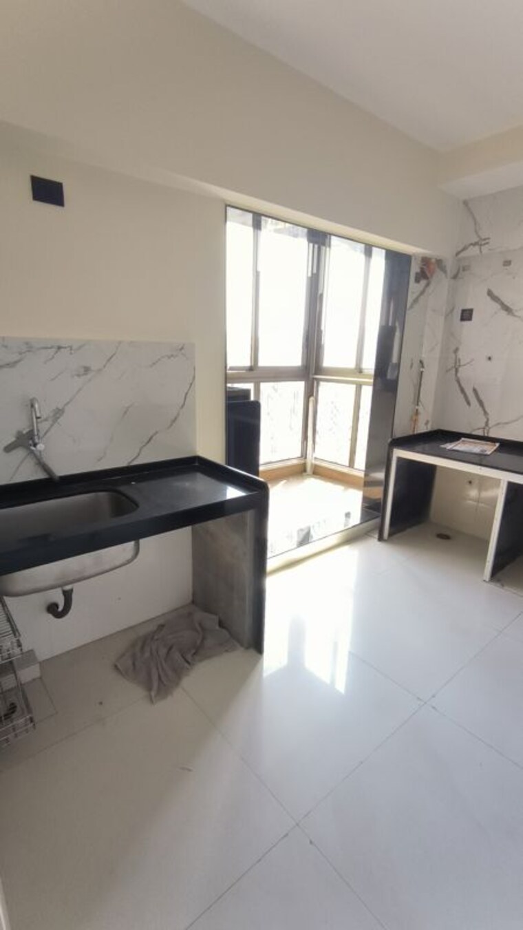 Kitchen, sugee-laxmi-niwas 2 Bedroom 694 Sq.Ft. Apartment In Dadar West Mumbai 9866145