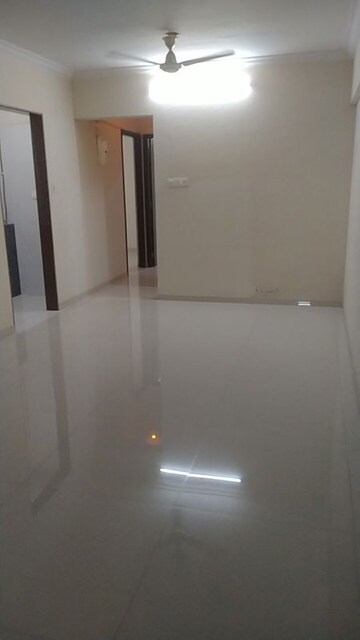 Room in 5 BHK Apartment at Asmita Sand Dunes, Malad West – for Sale