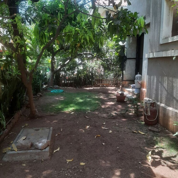 Garden, nyati-serenity-enclave 2 Bedroom 2000 Sq.Ft. Villa In Undri Pune 9848744