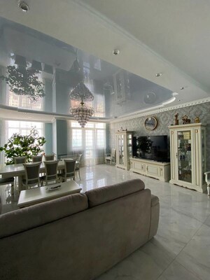 Living Room in 3 BHK Builder Floor at Aditya World City, Shahpur Bamheta – for Rent