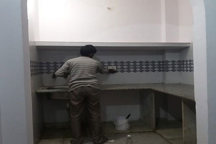Bathroom, sector 62 2 Bedroom 842 Sq.Ft. Builder Floor In Sector 62 Noida 9866368
