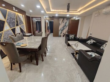 Master Bedroom in 1 BHK Builder Floor at Global Foyer, Sector 43 – for Rent