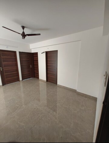 3 BHK Apartment For Rent in Vardhman Empire Estate, Mahapura