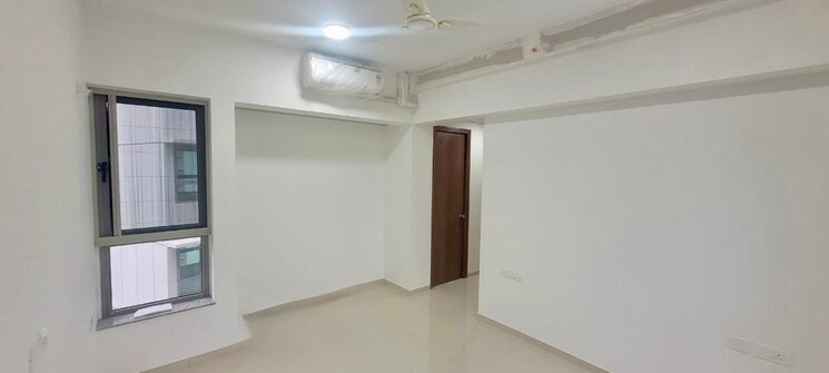Room, kalpataru-immensa-b 3 Bedroom 1200 Sq.Ft. Apartment In Kolshet Road Thane 9866365