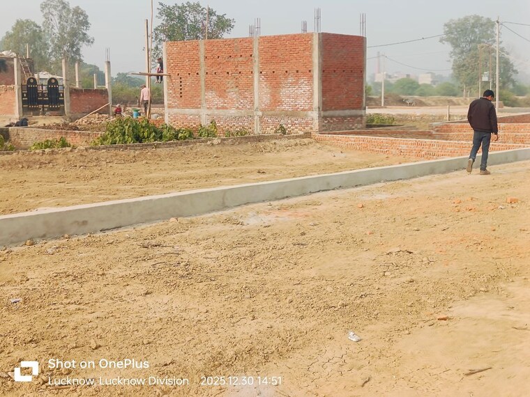 undefined, gomti nagar  1000 Sq.Ft. Plot In Gomti Nagar Lucknow 9866440