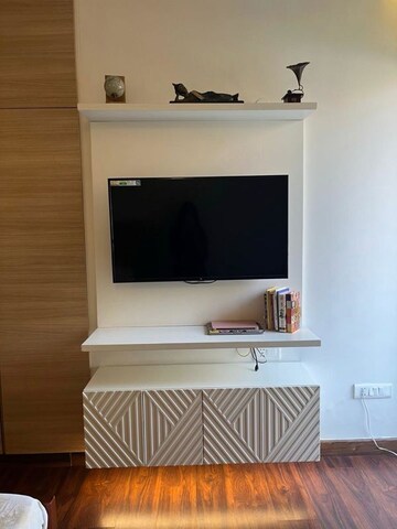 Furnished Amenities in 3 BHK Apartment at M3M Soulitude, Sector 89 – for Rent