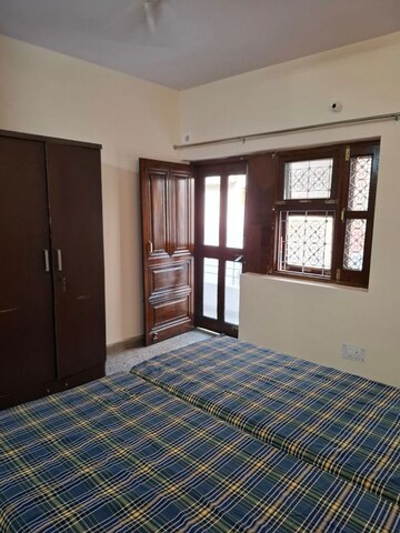 Bedroom in 1 BHK Independent House at Sector 55 – for Rent