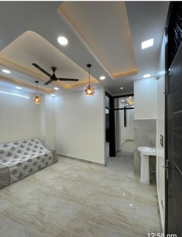 Room in 3 BHK Builder Floor at Govindpuri – for Sale