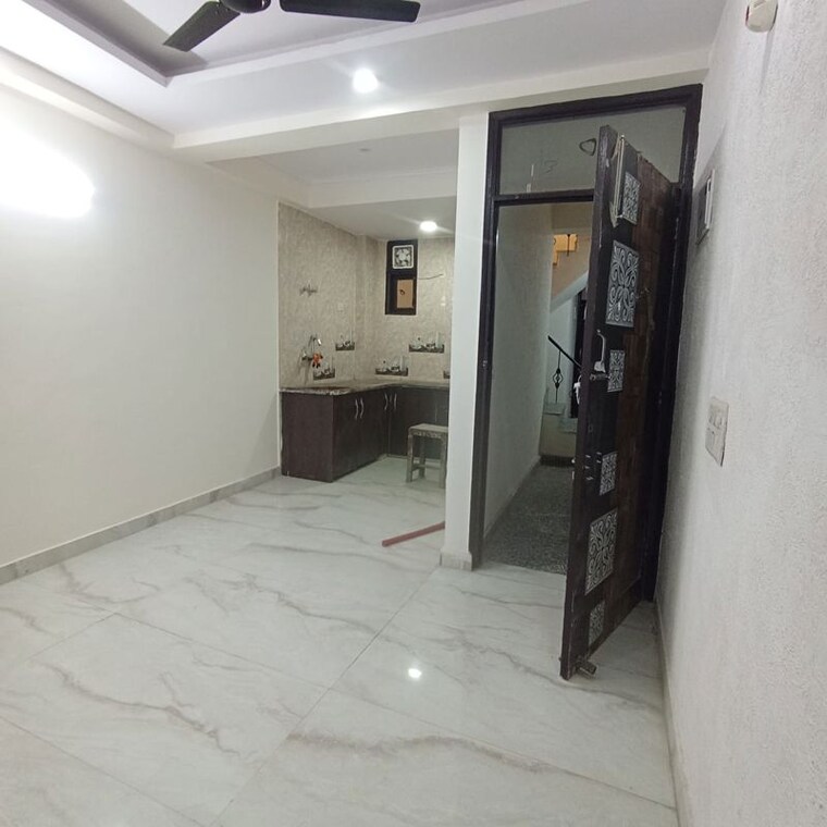  Parking, saket 1 Bedroom 400 Sq.Ft. Builder Floor In Saket Delhi 9866465