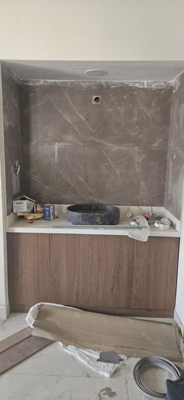 Furnished Amenities in 2 BHK Apartment at Honer Aquantis, Gopanpally – for Rent