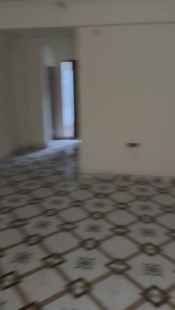 Room in 3 BHK Independent House at Nijampur Malhaur – for Rent