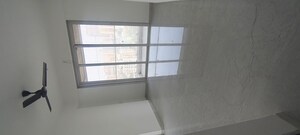 Room in 3 BHK Apartment at Shreenathji Celestial Heights, Malad West – for Rent