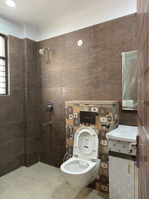 Bathroom in 3 BHK Builder Floor at Ansal API Esencia, Sector 67 – for Rent