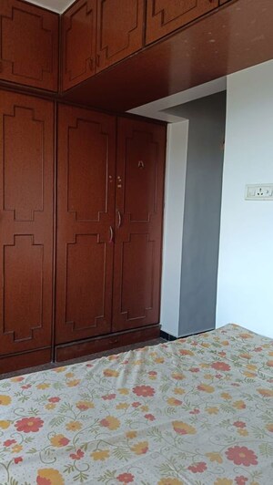 Bedroom in 1 BHK Apartment at Jyoti Complex, Goregaon East – for Rent