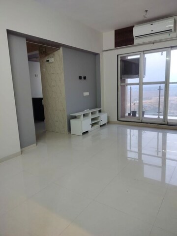 1 BHK Apartment For Rent in Squarefeet Ace Square, Thane West