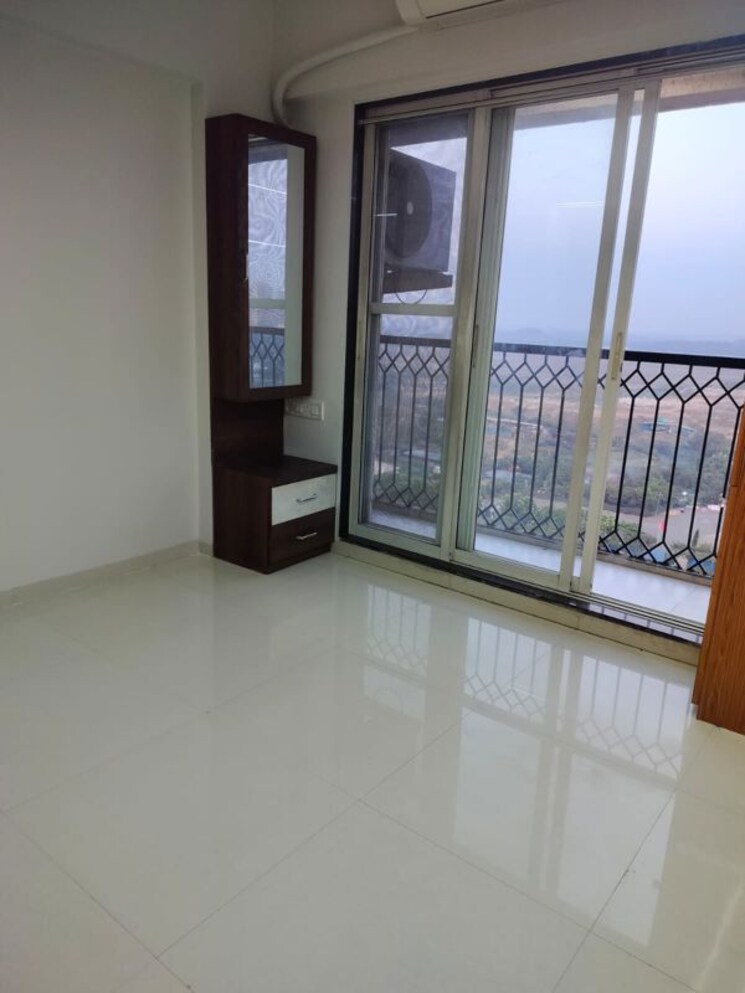 Room, squarefeet-ace-square 1 Bedroom 430 Sq.Ft. Apartment In Thane West Thane 9866572