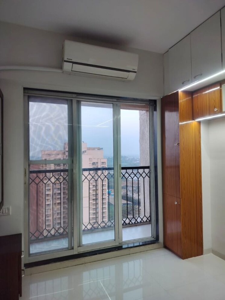 Room, squarefeet-ace-square 1 Bedroom 430 Sq.Ft. Apartment In Thane West Thane 9866572