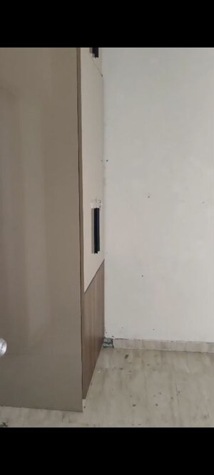 Furnished Amenities in 3 BHK Builder Floor at Sector 143 – for Rent