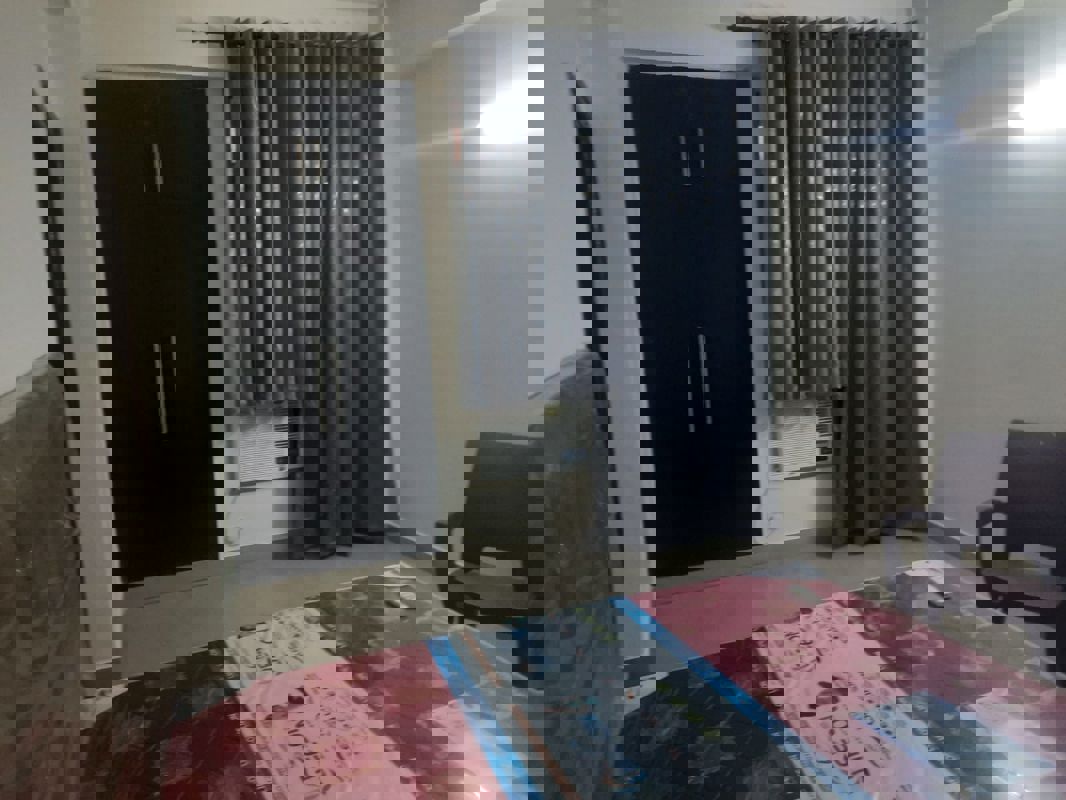 2 BHK Apartment For Rent in Arun Vihar Sector 37