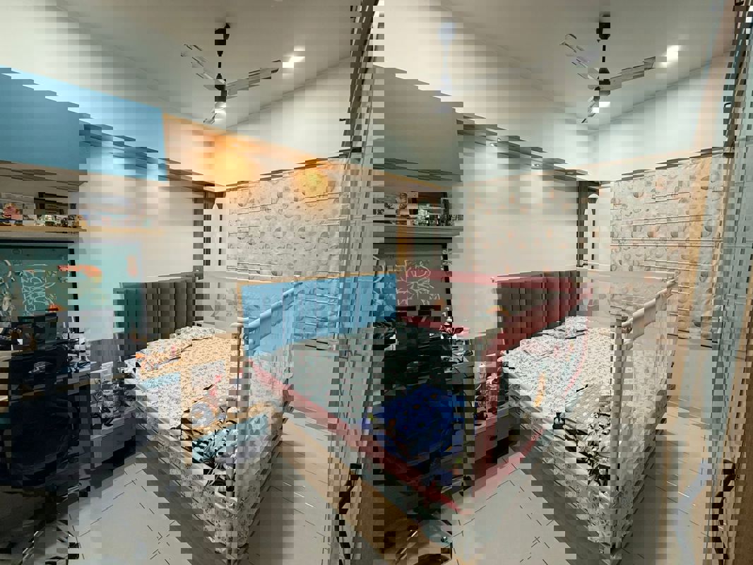 2 BHK + Extra Room 850 Sq.Ft. Apartment in Kolte Patil R1 Life Republic