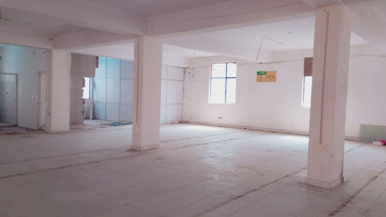Floor Plan, sector 63 Commercial Office Space 8000 Sq.Ft. In Sector 63 Noida 9866439
