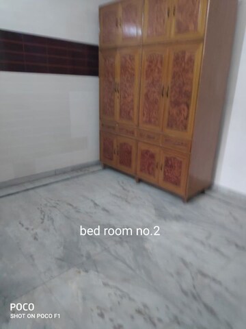 Room in 2 BHK Independent House at Sector 4 – for Rent