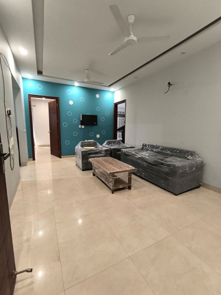 Living Room, ardee-city 2 Bedroom 1100 Sq.Ft. Apartment In Sector 52 Gurgaon 9867017