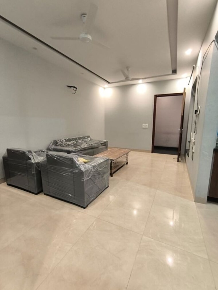 Living Room, ardee-city 2 Bedroom 1100 Sq.Ft. Apartment In Sector 52 Gurgaon 9867017