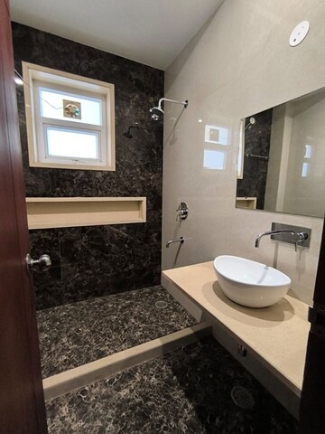 Bathroom in 2 BHK Apartment at Ardee City, Sector 52 – for Rent