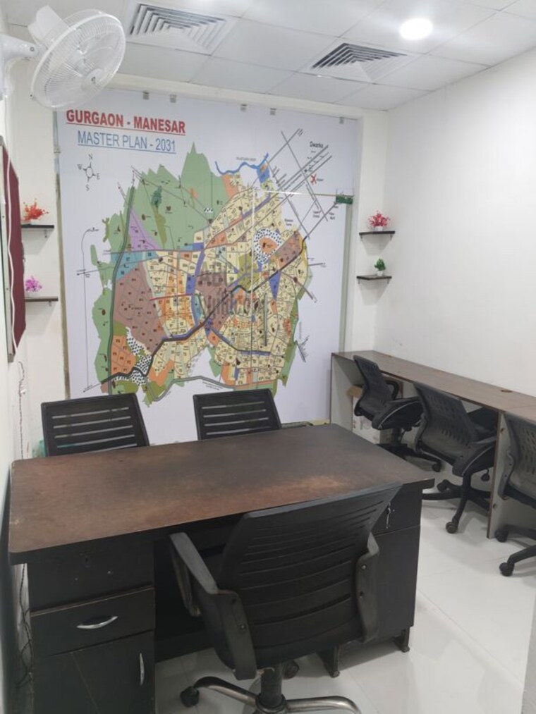 Team Area, ild-trade-centre Commercial Office Space 325 Sq.Ft. In Sector 47 Gurgaon 9867022