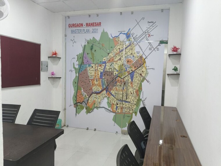 Team Area, ild-trade-centre Commercial Office Space 325 Sq.Ft. In Sector 47 Gurgaon 9867022