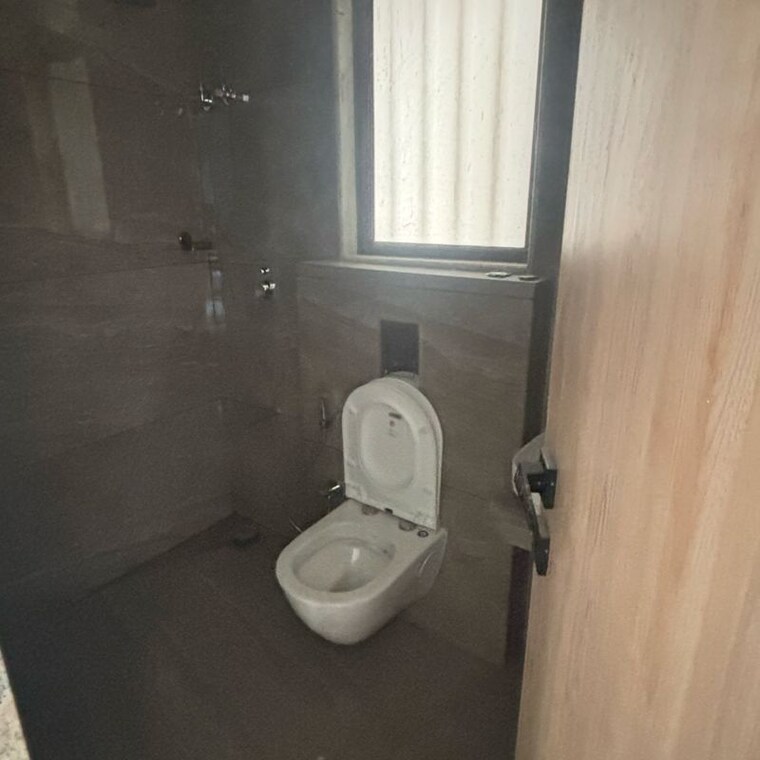 Bathroom, goregaon west 3 Bedroom 1031 Sq.Ft. Apartment In Goregaon West Mumbai 9867109