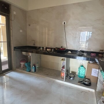 Furnished Amenities in 3 BHK Apartment at Goregaon West – for Rent