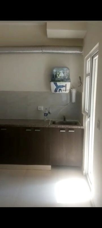 Bathroom in 2 BHK Apartment at Paramount Emotions, Sector 1 Greater Noida – for Rent