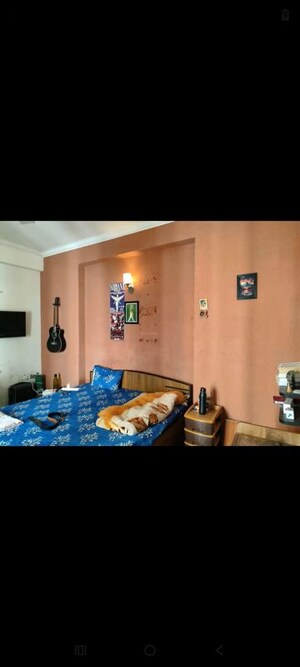 Bedroom in 3 BHK Apartment at Antriksh Golf View, Sector 78 – for Rent