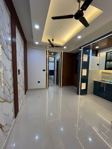Building Lobby in 3 BHK Apartment at Shapoorji Pallonji Joyville Gurgaon, Sector 102 – for Rent