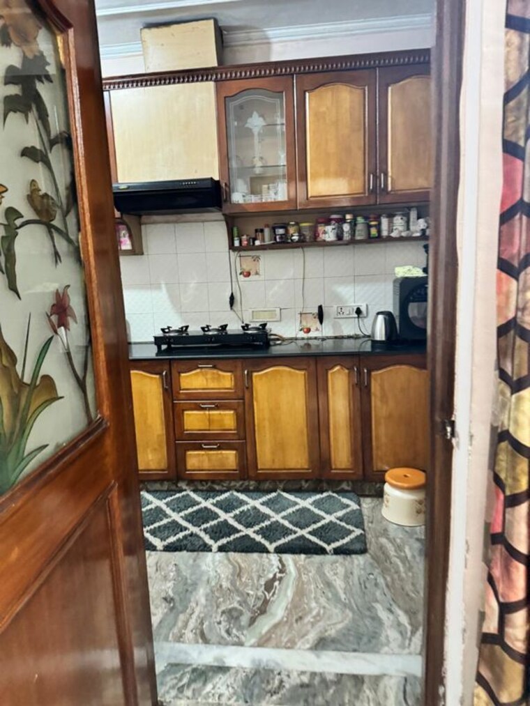 Kitchen, palam vihar 2 Bedroom 66 Sq.Yd. Builder Floor In Palam Vihar Gurgaon 9867162