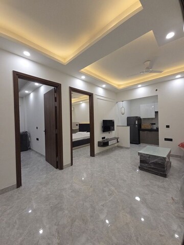 2 BHK Apartment For Rent in Global Arcade, Sector 42