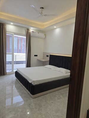 Bedroom in 2 BHK Apartment at Global Arcade, Sector 42 – for Rent