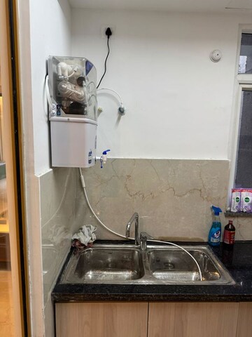 Furnished Amenities in 3 BHK Apartment at Smart World Orchard, Sector 61 – for Rent