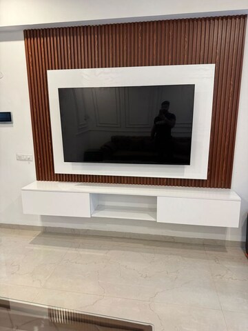 Balcony in 3 BHK Apartment at Smart World Orchard, Sector 61 – for Rent