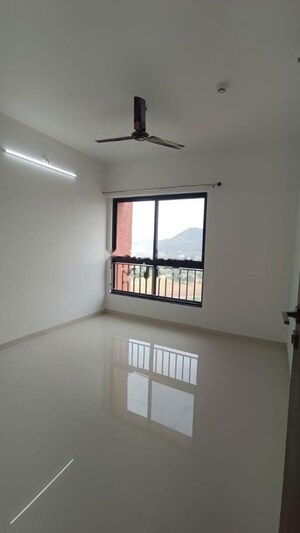 Room in 2 BHK Apartment at Shapoorji Pallonji Joyville Hinjewadi, Hinjewadi – for Rent