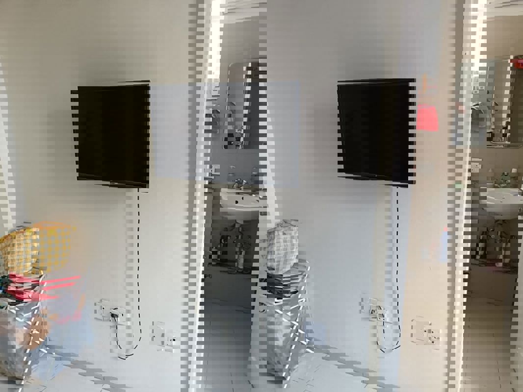 4 BHK + Servant Room,Study Room Apartment For Rent in Emaar MGF Emerald Hills