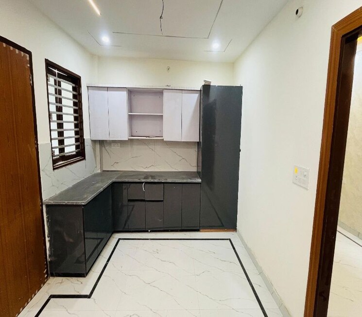 Kitchen, lal kuan 3 Bedroom 1050 Sq.Ft. Independent House In Lal Kuan Ghaziabad 9867208