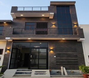 3 BHK Independent House – Exterior View View at Lal Kuan - for Sale