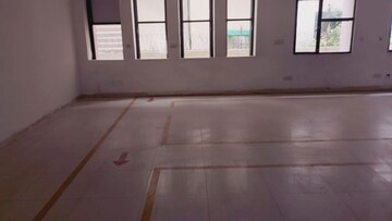 Team Area in  Showroom at Jangpura – for Rent
